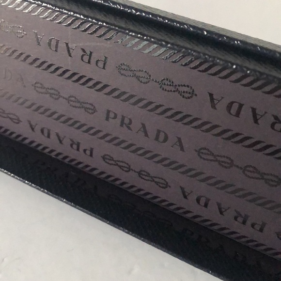 Prada empty box - Picture 4 of 4